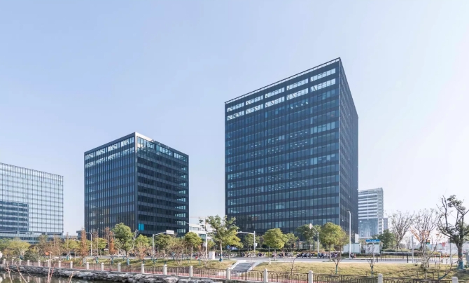 上海虹橋中建錦繡天地：匠心筑造，城市生活新典范！