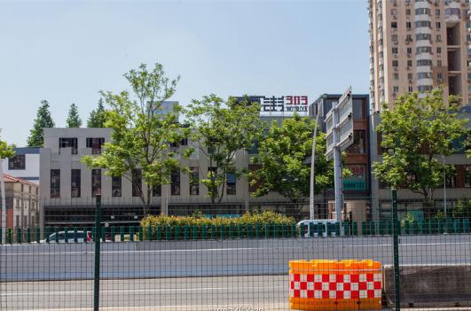 上海萬街303：高性價比辦公空間，租金親民