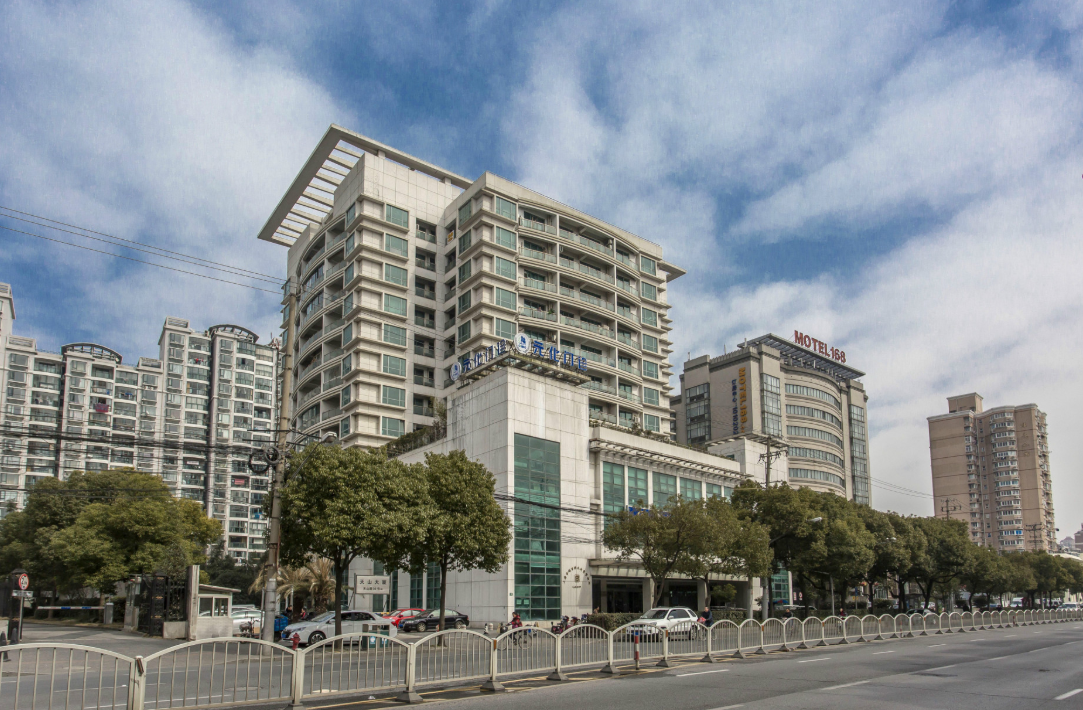上海天山大廈：優(yōu)雅舒適辦公環(huán)境，助力企業(yè)穩(wěn)健發(fā)展