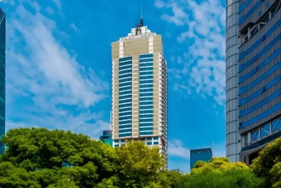 上海靜安區(qū)南京西路寫字樓招商，4-5元/平，搶駐商務(wù)核心！