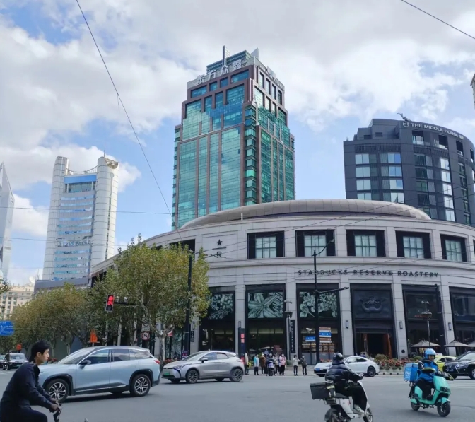 上海靜安區(qū)南京西路7-9元寫字樓，招商盛啟，共筑商務(wù)輝煌！