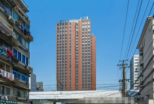 上海普陀區(qū)鎮(zhèn)坪路寫字樓招商好機(jī)會(huì)，3-4元租金等你來挑選！